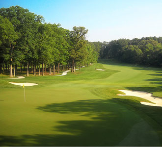 The perched green of the par 4 6th hole 
at the University of Maryland golf course.